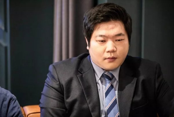 曼城凭借其 曼城凭借其