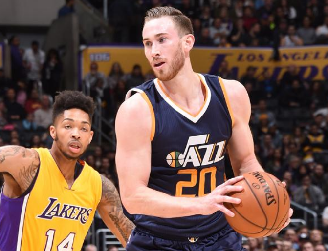 顶级联赛中 顶级联赛中