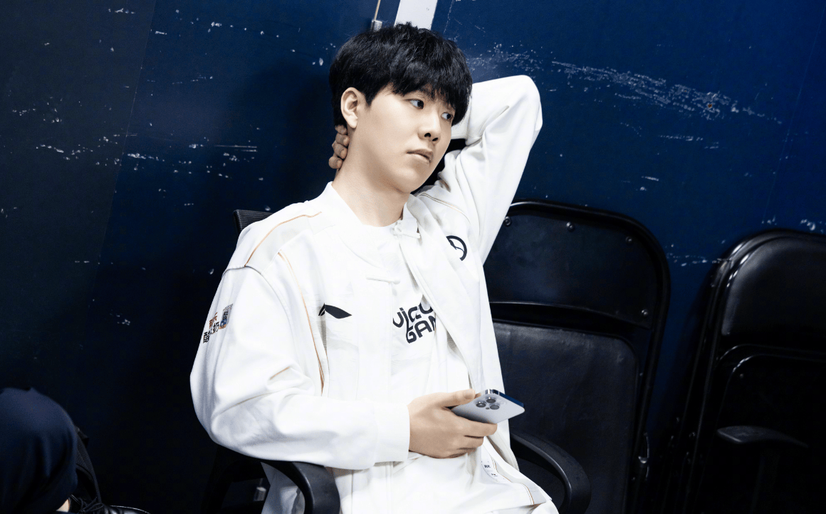 守在岗位上 守在岗位上