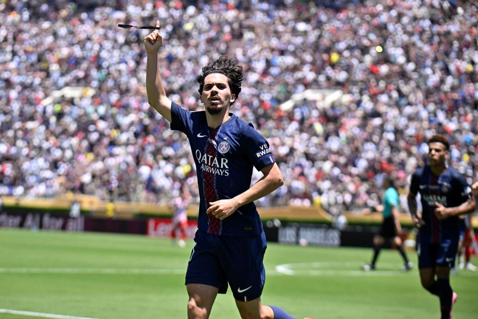 中场轮换 中场轮换