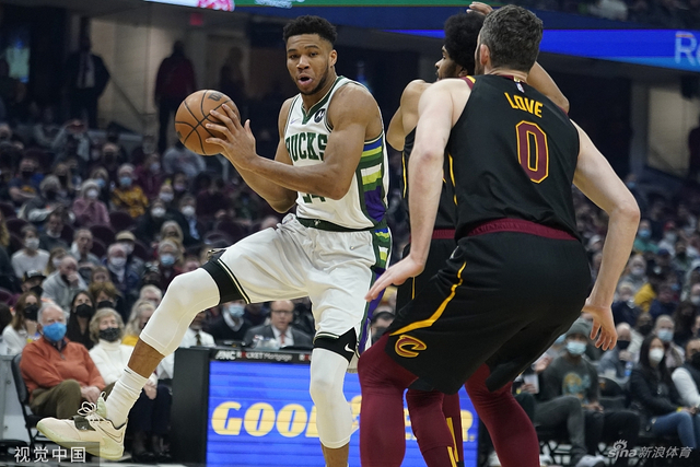 他自己在足 他自己在足