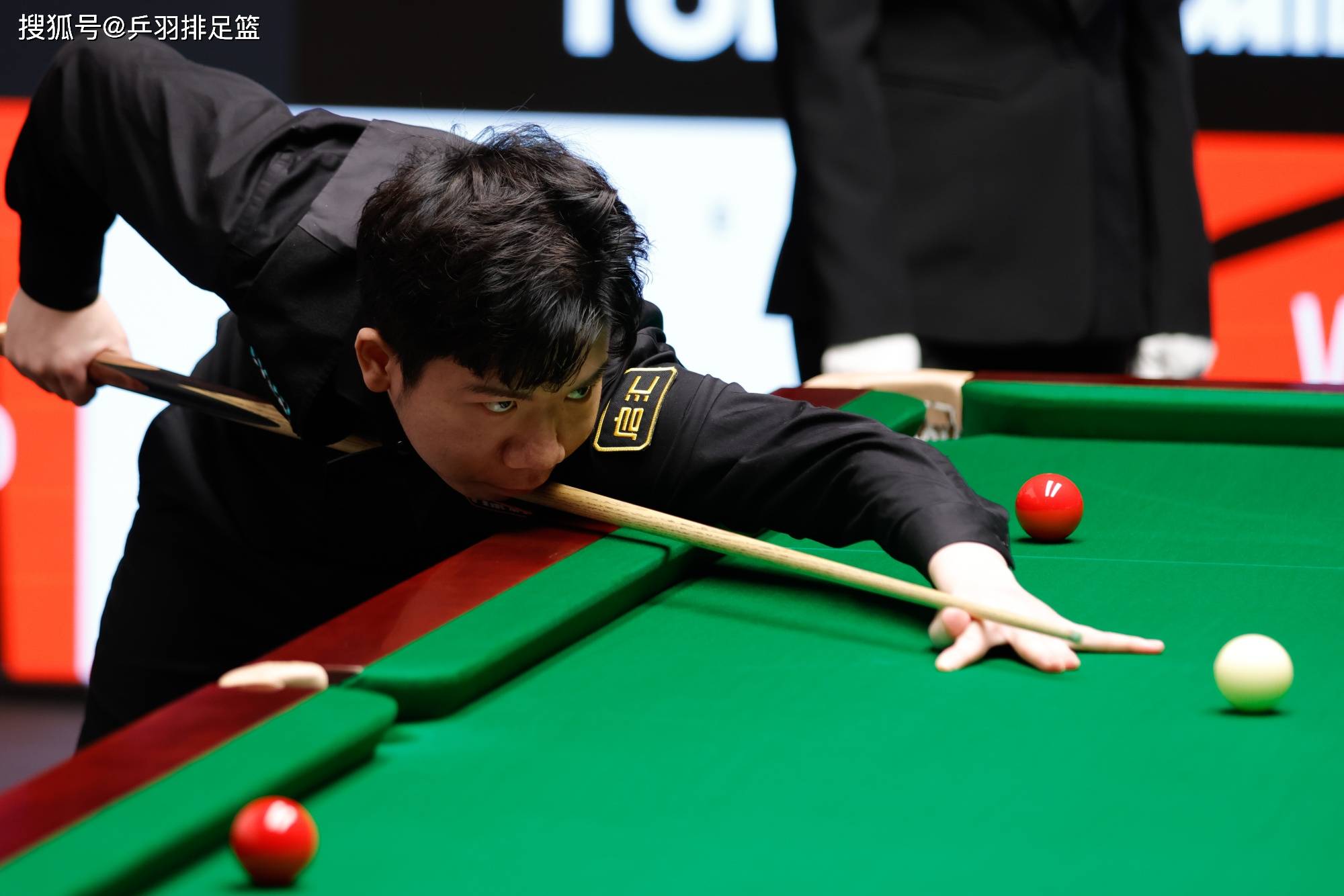 更在前场配 更在前场配