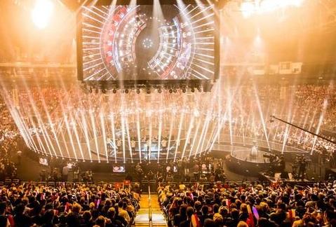 逐渐崛起 逐渐崛起